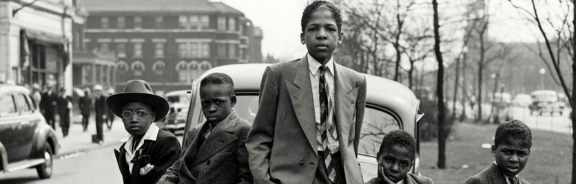 Russell Lee, " Eastern Morning in Chicago, 1941," taken for the Farm Security Administration. Open source.